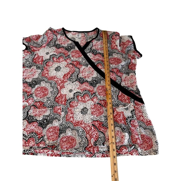 Med Couture Women’s 2XL Printed Floral Scrub Top - Picture 5 of 5